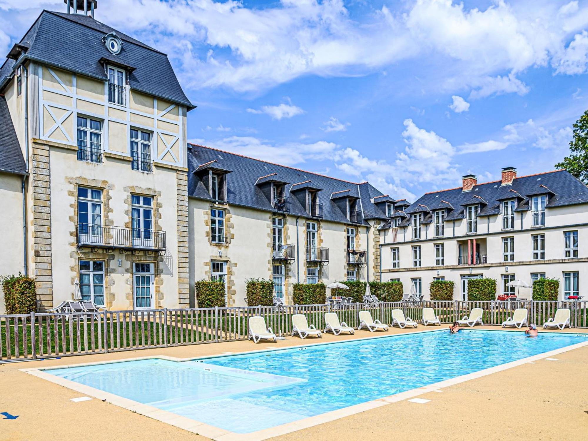 Apartment Chateau De Kergonano-10 By Interhome Baden Exterior photo